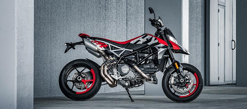  Hypermotard 950 & 950 SP Banner