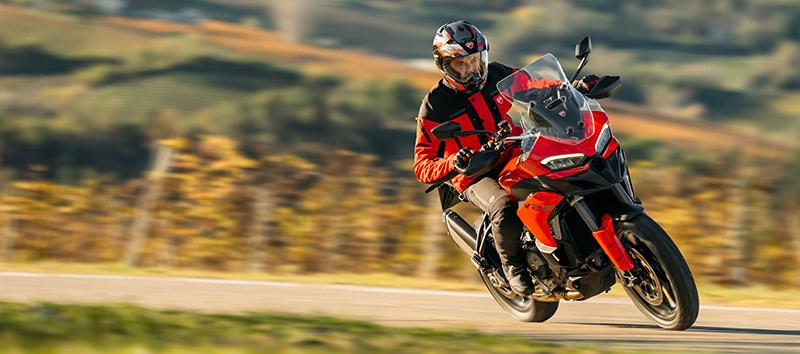  Multistrada V2 Banner