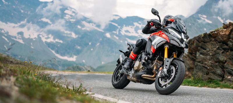  Multistrada V4 Pikes Peak Banner