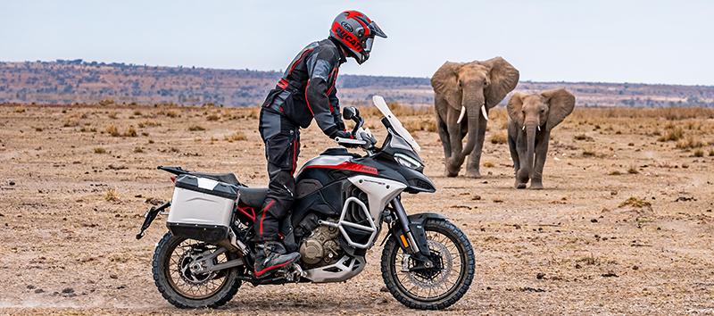  Multistrada V4 Rally Banner
