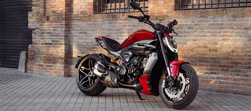  XDiavel V4 Banner